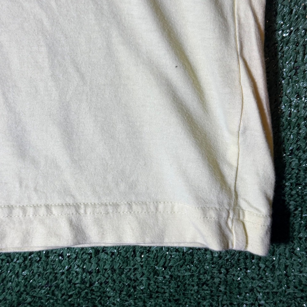 Chaps Mens Short Sleeve Pocket T-Shirt Yellow Embroidered Crest Logo Size L - Picture 3 of 5